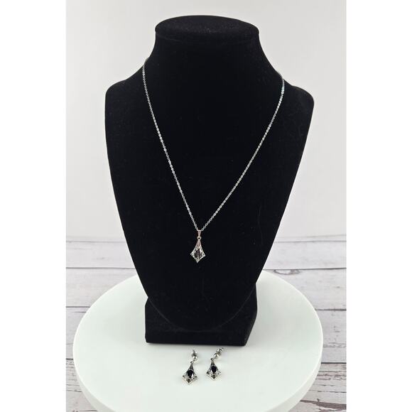 Embedded Stone with Serling Silver Necklace - Picture 2 of 7